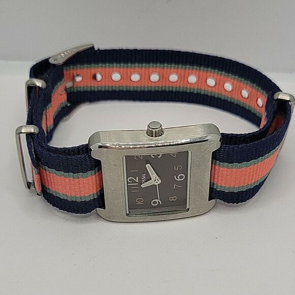 Fossil WB1028 Womens Multicolor Nylon Brown Analog Dial Quartz Wrist Watch BC942 - Picture 5 of 9